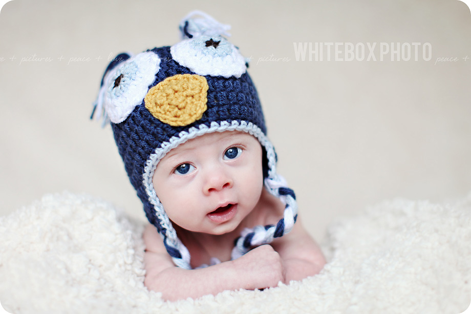 sawyer_2012_05_bw_greensboro_newborn_photographer.jpg