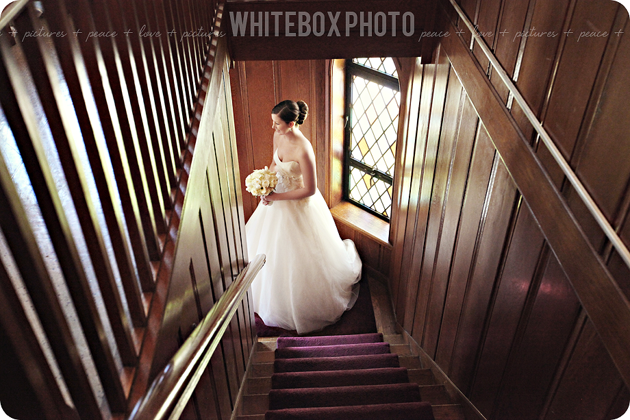 anne_colin_130_bw_proximity_hotel_wedding.png