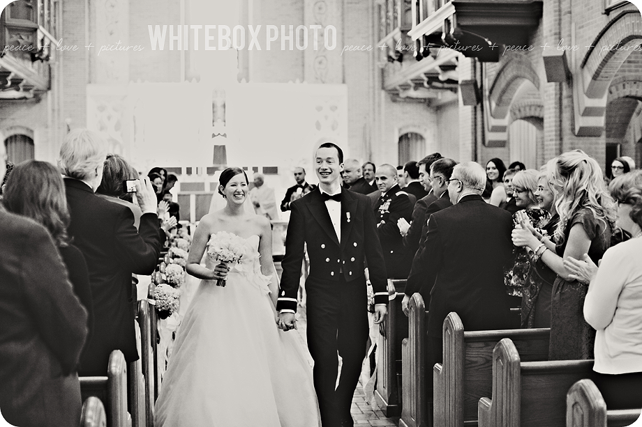 anne_colin_267_bw_proximity_hotel_wedding.png