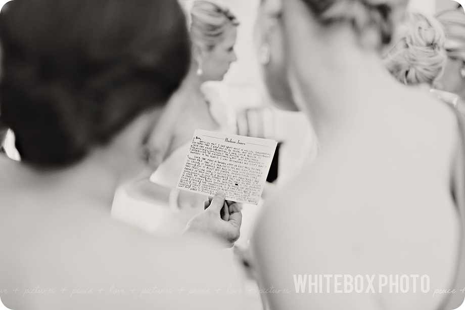 joy_hudson_wedding_0121_bw.png