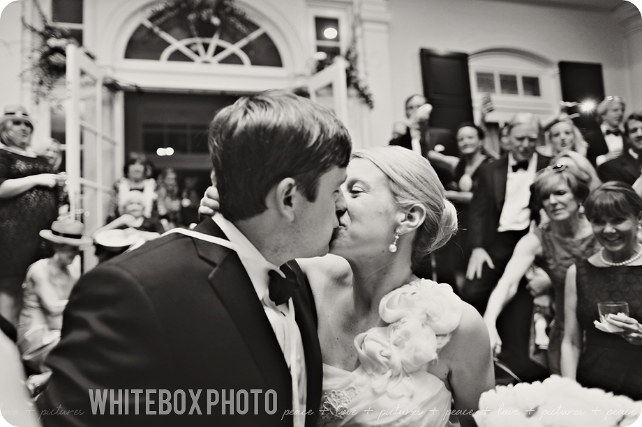 joy_hudson_wedding_1009_bw.png