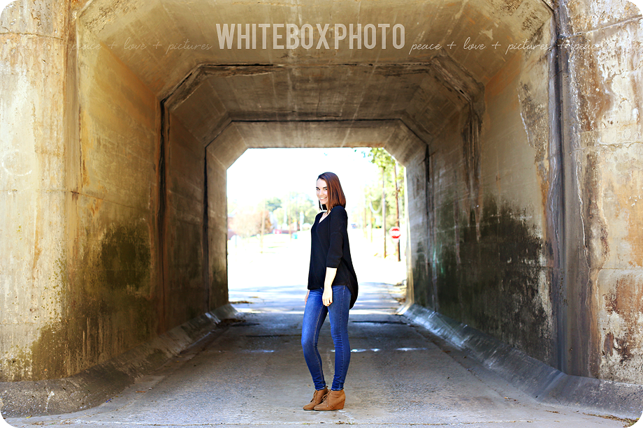 cassie's senior photo session in downtown madison/whitebox photo farm by whitebox photo.