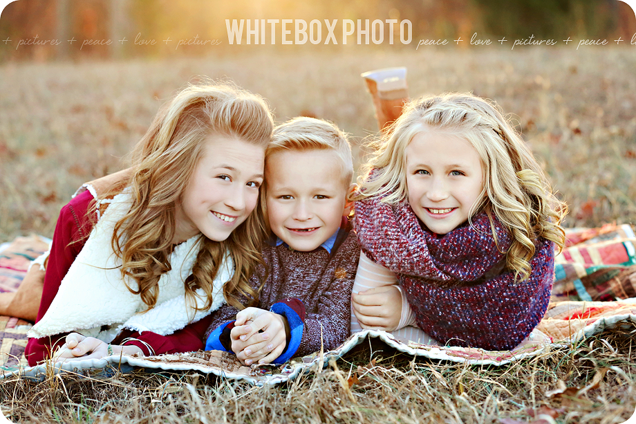 the taylor family photo session 2016 at the whitebox farm.